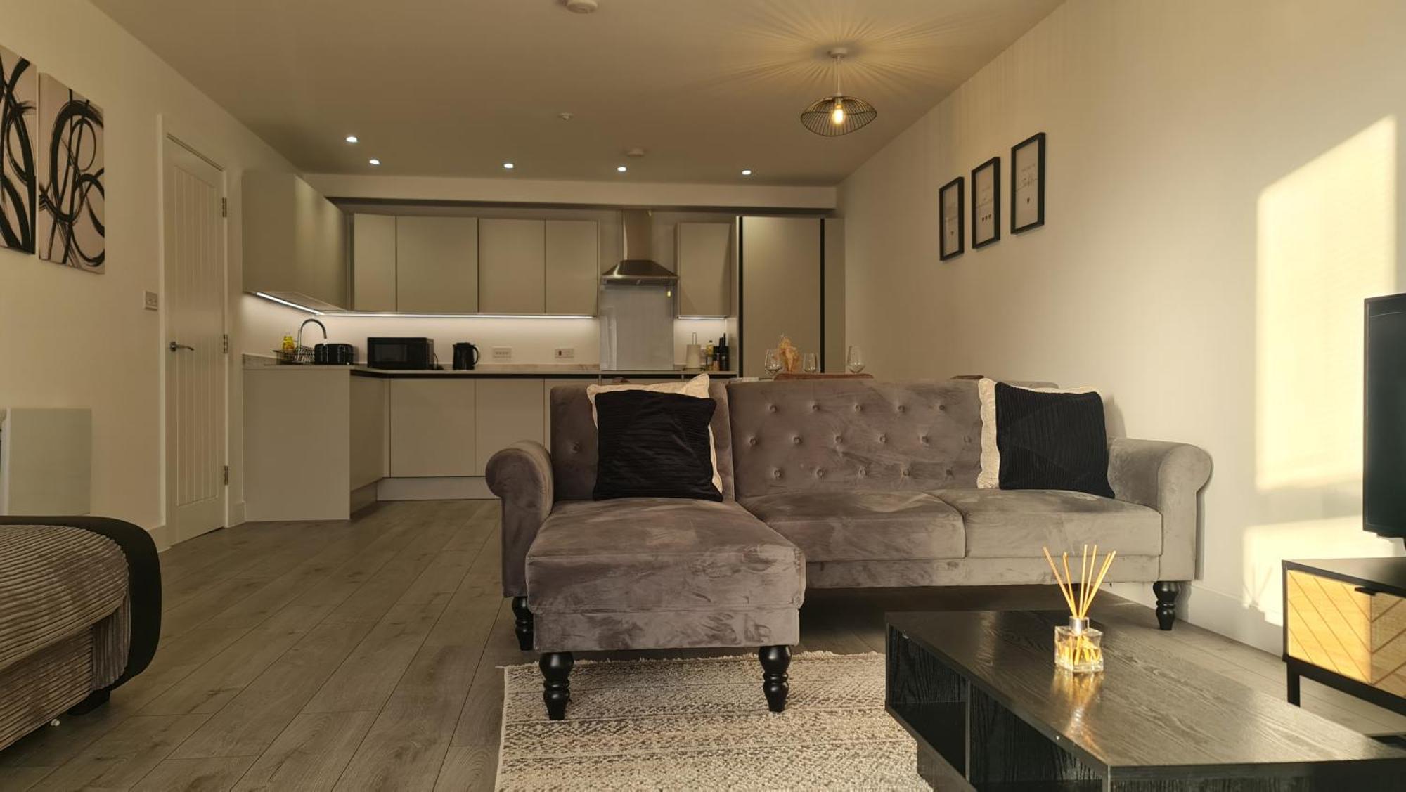 Premium City Apartment Near Harry Potter Studio And Luton Airport เฮเมลเฮมพ์สเตด ภายนอก รูปภาพ